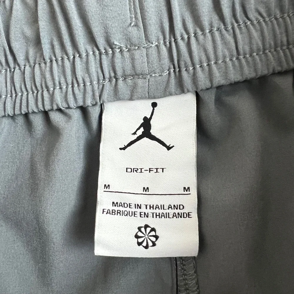 Jordan Pants Dri-FIT Sport Mens Size Medium Gray New FN5840-084 Tapered Jogger